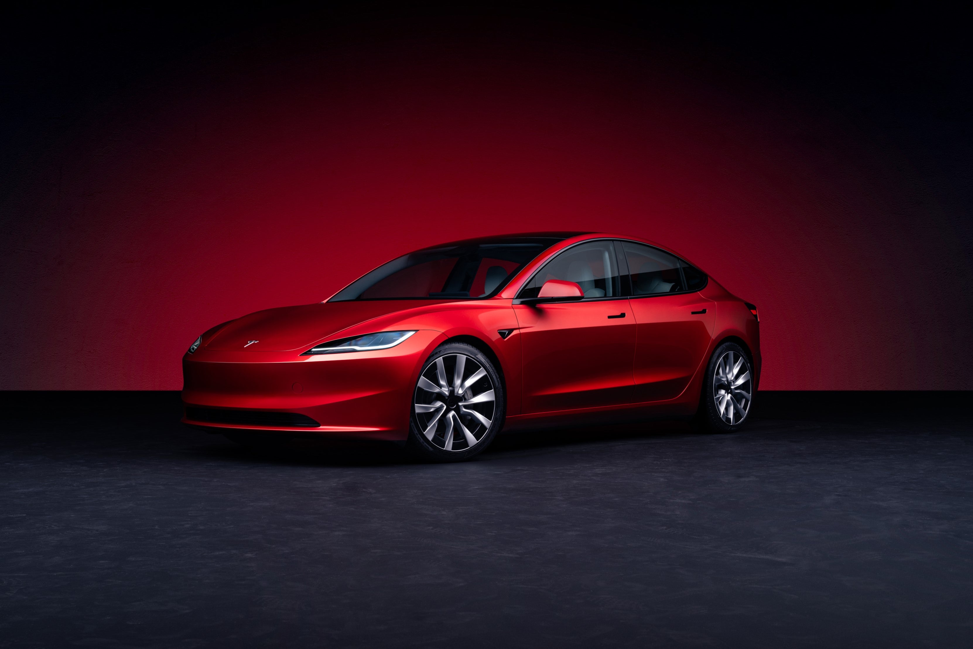 Rotes Tesla Model 3