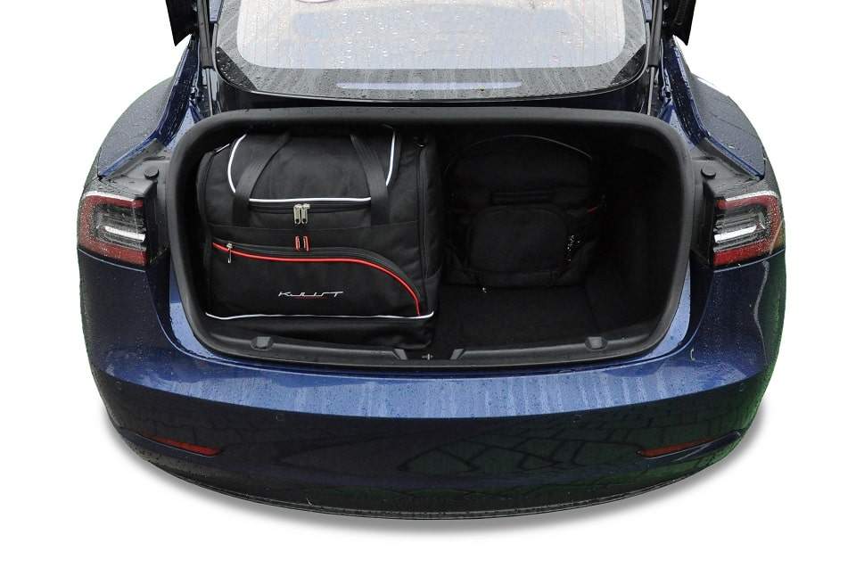 Taschenset exklusiv für Model 3